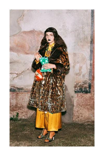 Look 37